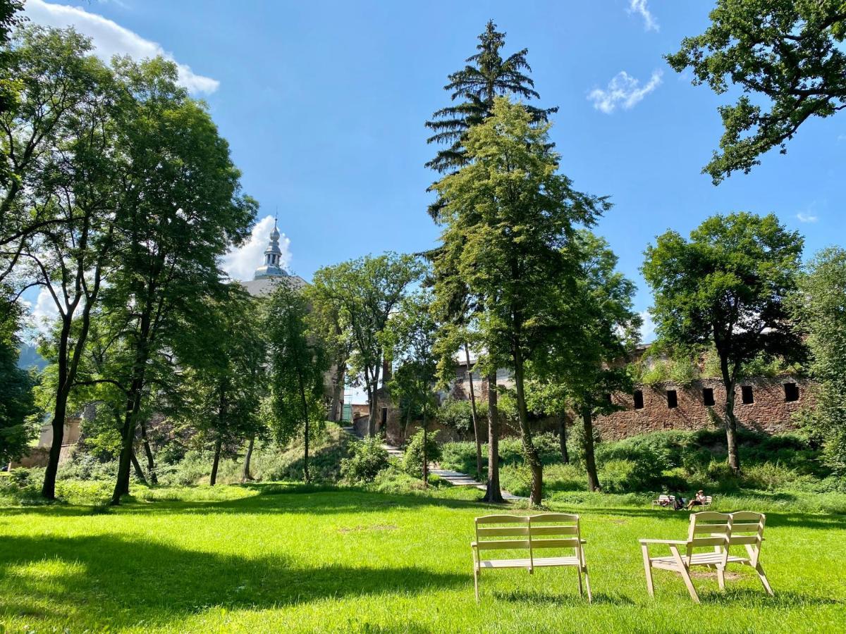 Zamek Sarny - Schloss Scharfeneck Klodzko Bagian luar foto