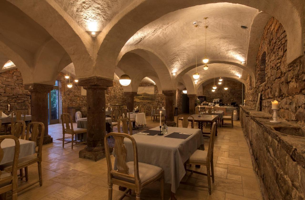 Zamek Sarny - Schloss Scharfeneck Klodzko Bagian luar foto