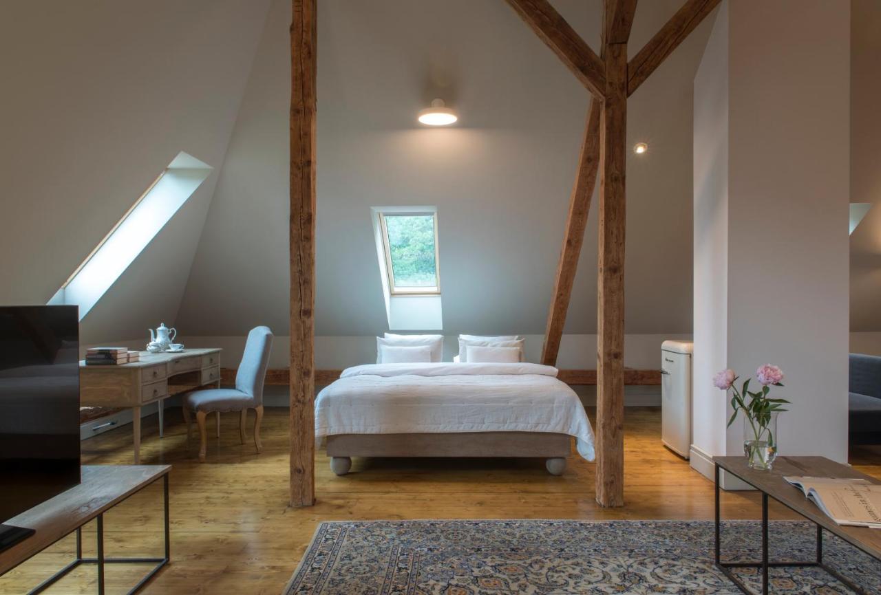 Zamek Sarny - Schloss Scharfeneck Klodzko Bagian luar foto